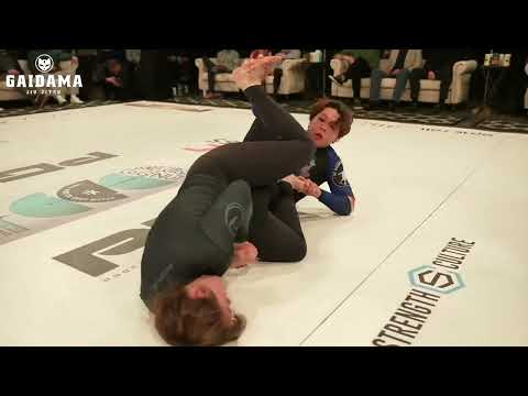 Zaira Villasenor vs Rana Willink – Season 7 Playoffs