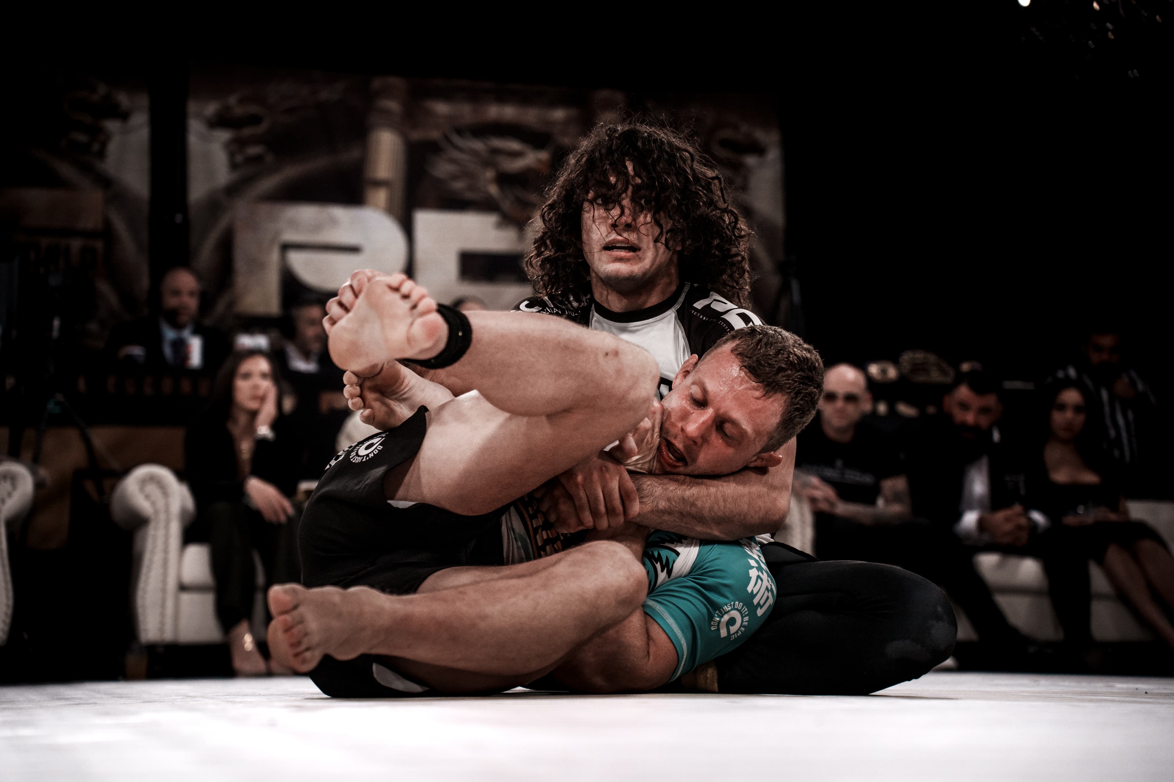 Competitors locking up at the Chewjitsu qualifier.